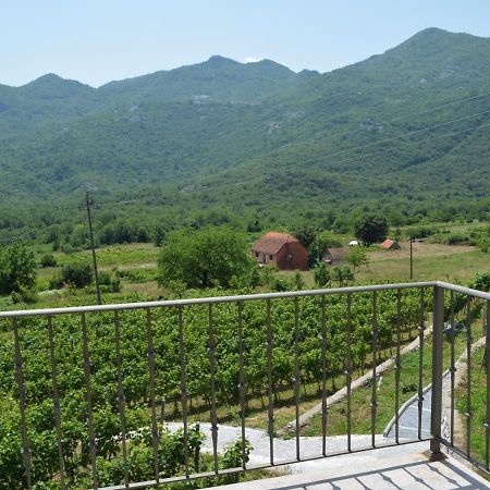 Markovic Winery And Estate Apartments Cetinje Buitenkant foto