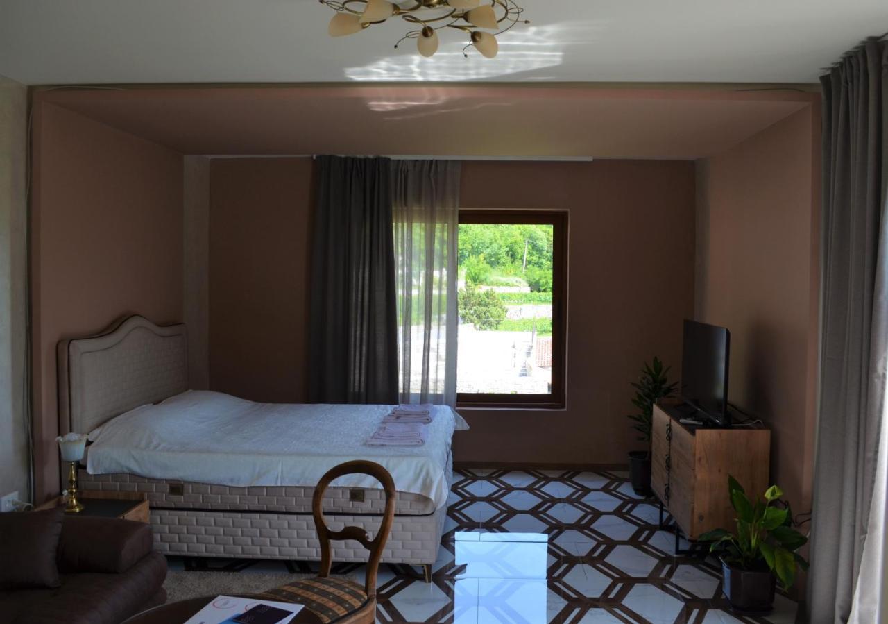 Markovic Winery And Estate Apartments Cetinje Buitenkant foto