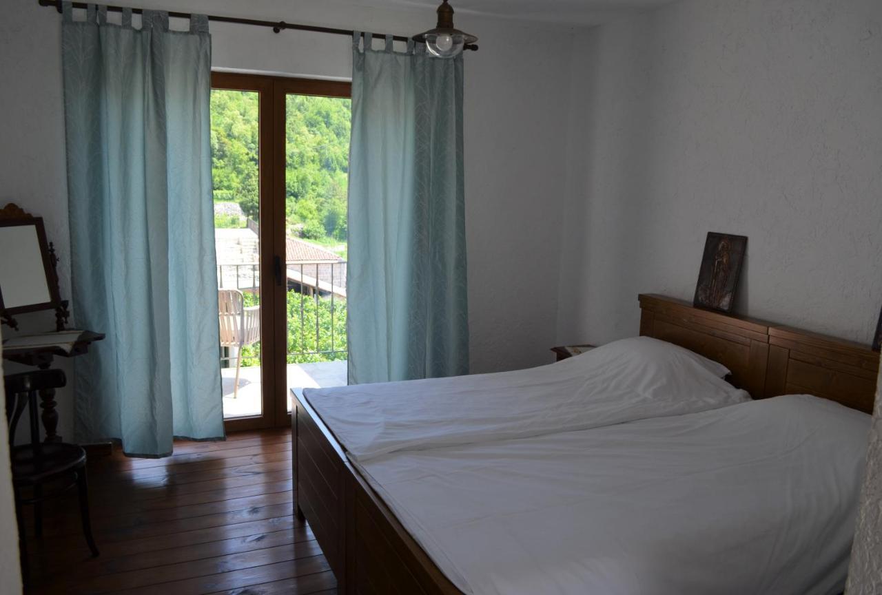 Markovic Winery And Estate Apartments Cetinje Buitenkant foto